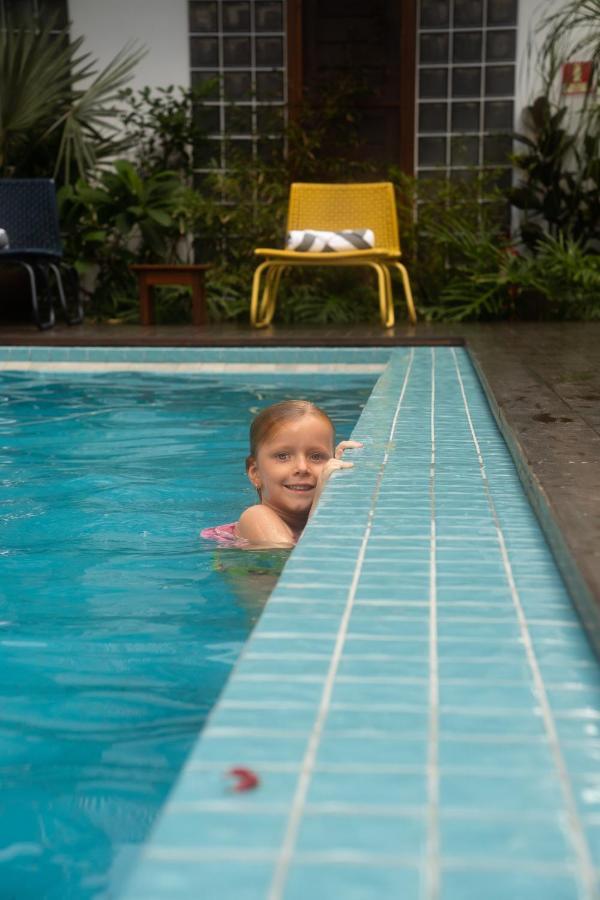 Villa Nautica Boutique Hotel Jijoca de Jericoacoara Zewnętrze zdjęcie A child in a swimming pool